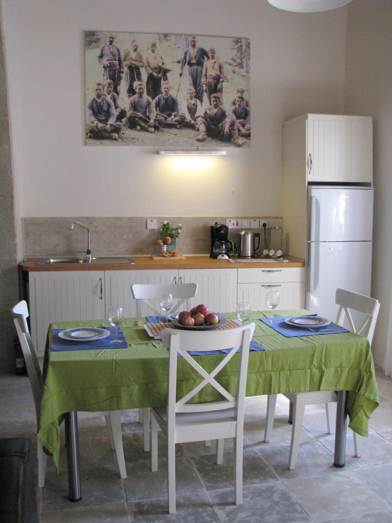 טוקהיני Dolphin Guest House And Studios חדר תמונה